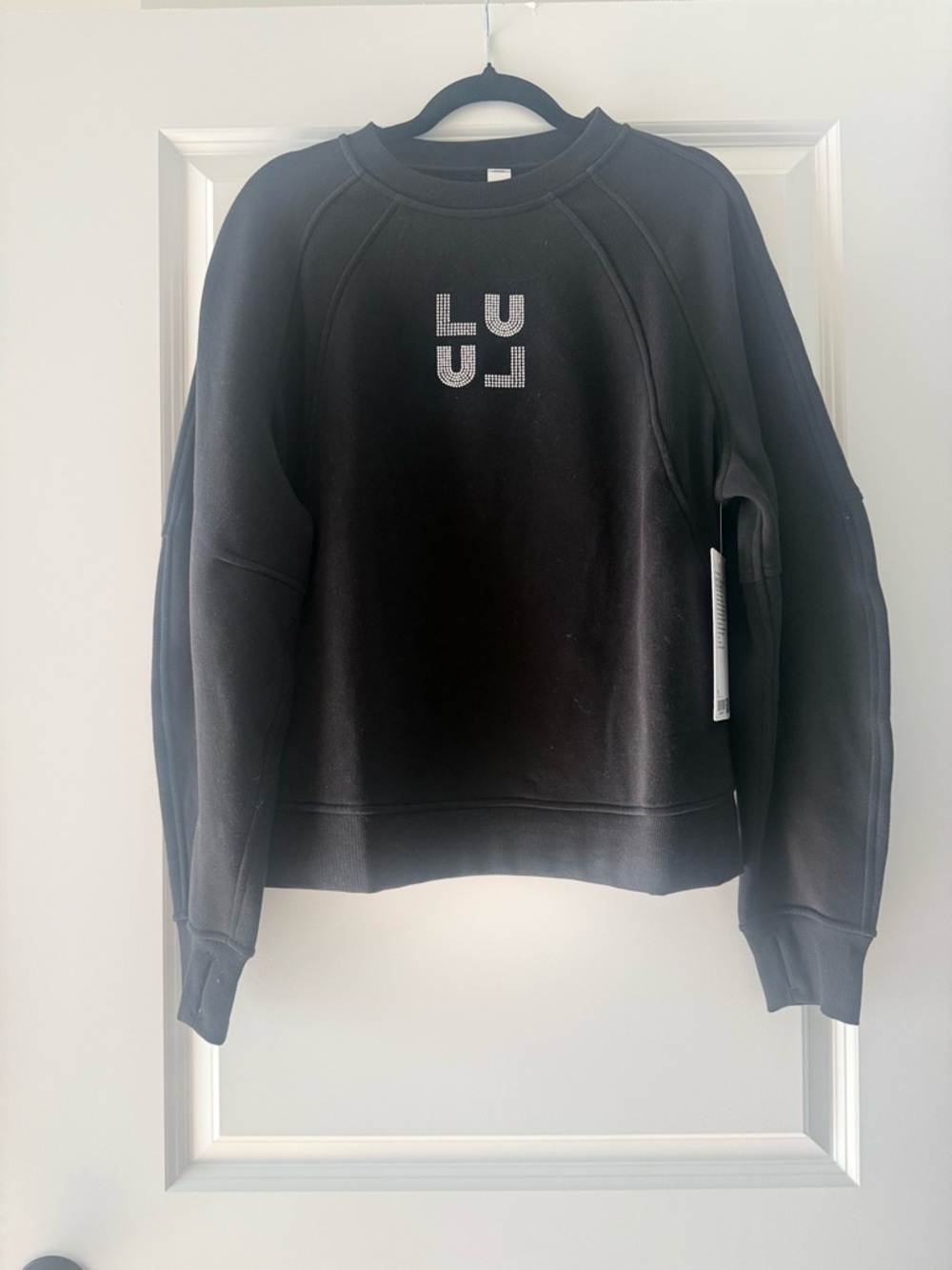 Scuba Oversized Hip-Length
Pullover Jewelled NWT M/L